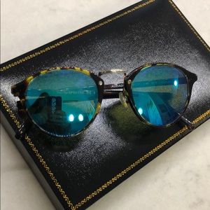 Blue tinted tortoise shell sunglasses